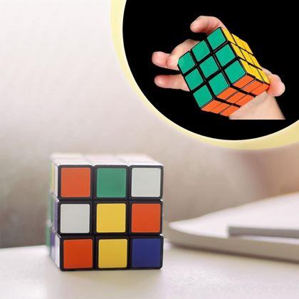 Kép valamiből Rubik-kocka