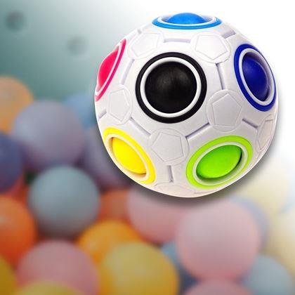 Kép valamiből Mágikus labda – színes fejtörő játék