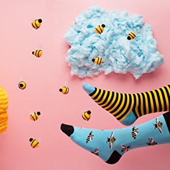 Kép valamiből Vidám zokni – méhecske