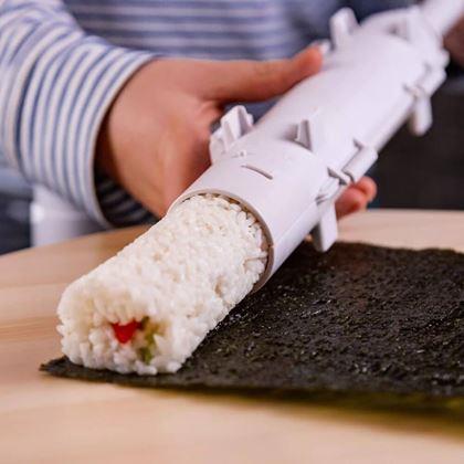 Kép valamiből Sushi készítő