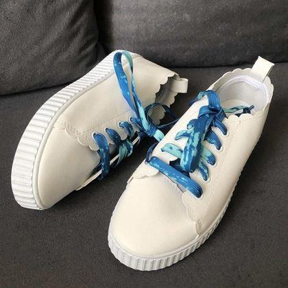 Kép valamiből Vidám cipőfűzők - kék ombré