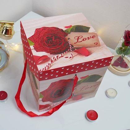 Kép valamiből Ajándékdoboz 22 cm - Valentin-rózsa