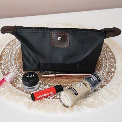 Kép valamiből Utazási kozmetikai táska - fekete