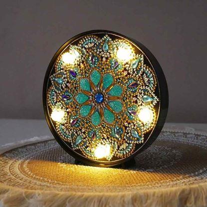 Kép Gyémántszemes festés LED mandala lámpa