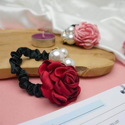 Kép Hajgumi rózsával és gyönggyel
