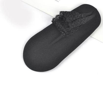 Kép valamiből Meleg csipkés zoknik - fekete