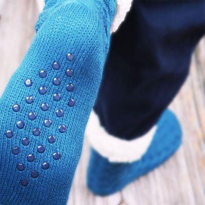 Kép valamiből Meleg kötött zokni - kék
