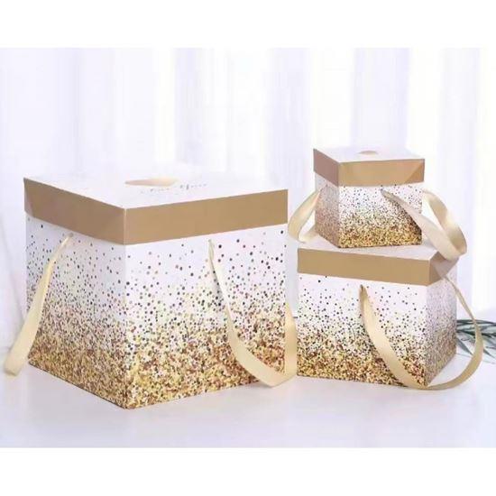 Kép valamiből Ajándékdoboz 22 cm - csillogó