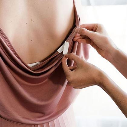 Kép valamiből Kétoldalas öntapadó divatszalag ruhára és testre, 36 db