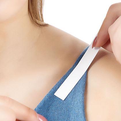 Kép valamiből Kétoldalas öntapadó divatszalag ruhára és testre, 36 db