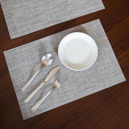 Kép valamiből Színes asztali alátét - krémes