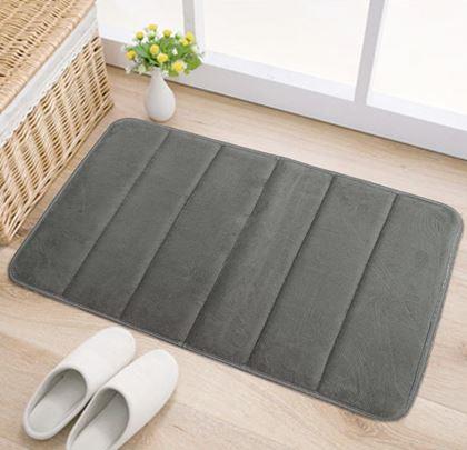 Kép valamiből Csúszásgátló fürdőszobai szőnyeg 40 x 60 cm - szürke