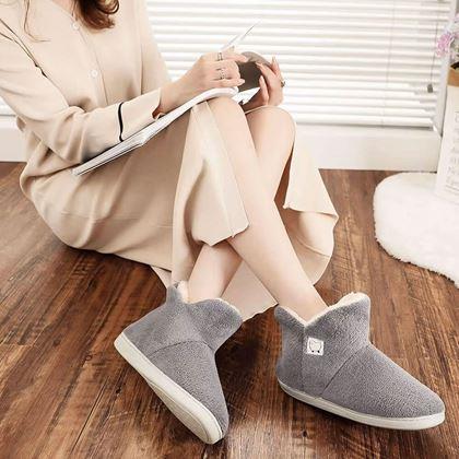 Kép valamiből Magas, meleg, bundás mamuszok - 37-39