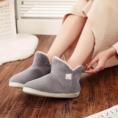 Kép Magas, meleg, bundás mamuszok