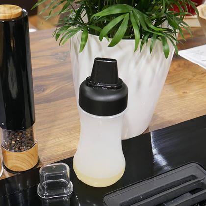 Kép valamiből Átlátszó szószos flakon 300 ml