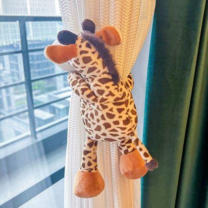 Kép valamiből Plüss zsiráf függönytartó csipesz