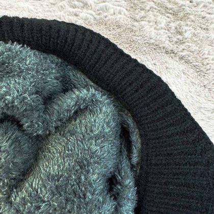 Kép valamiből Kötött beret - fekete