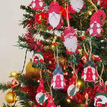 Kép valamiből Készlet fa díszek törpék 9 db - piros-zöld készlet
