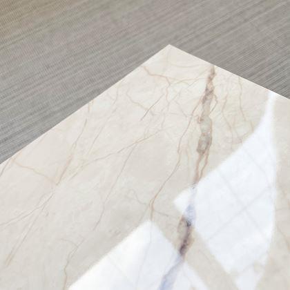 Kép valamiből Öntapadó csempe 60x30 cm - okker márvány