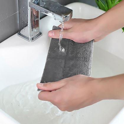 Kép valamiből Ablakkeret/ablakvájat tisztító eszköz