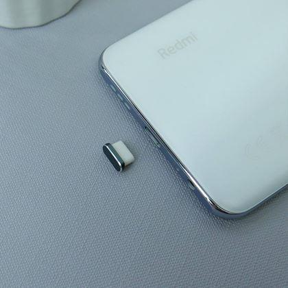 Kép valamiből Porvédő sapka az USB-C porthoz