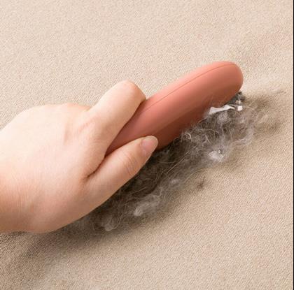 Kép valamiből Szőreltávolító kefe