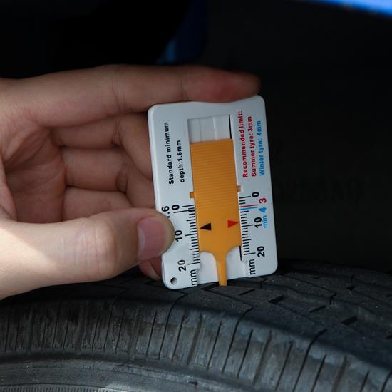 Kép valamiből Měřič hloubky dezénu