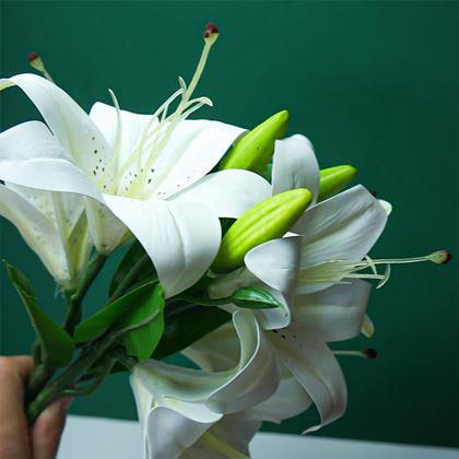 Kép valamiből Mű liliomcsokor - fehér