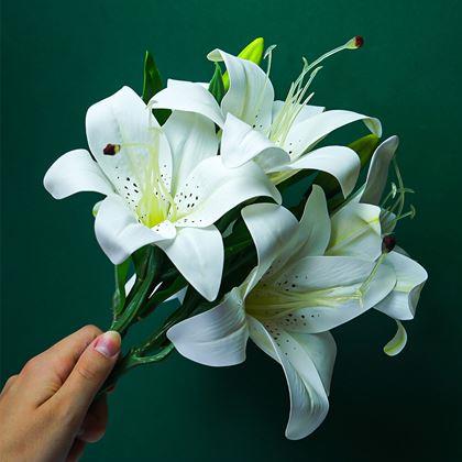 Kép valamiből Mű liliomcsokor - fehér