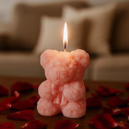 Kép valamiből Ajándékcsomag rózsából készült maci gyertyával - rózsaszín