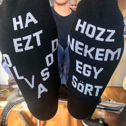 Kép valamiből Zokni - Hozz nekem egy sört