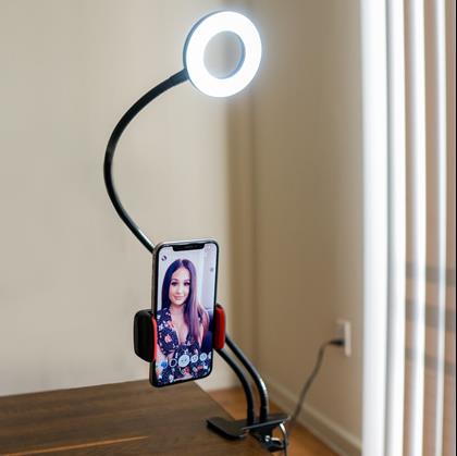 Kép valamiből Selfie telefontartó LED megvilágítással