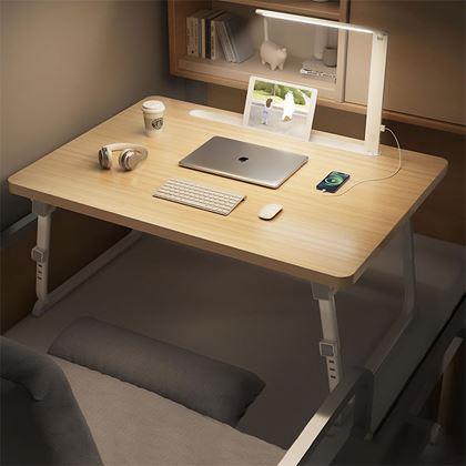 Kép valamiből Kihúzható laptopasztal USB lámpával