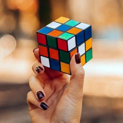 Kép valamiből Rubik-kocka