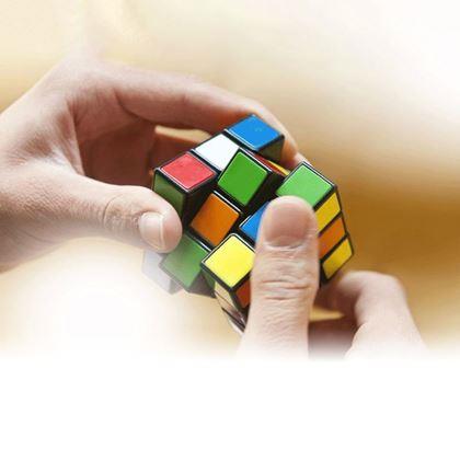 Kép valamiből Rubik-kocka
