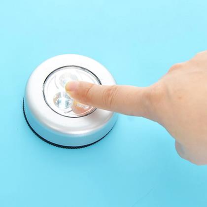 Kép valamiből Öntapadós 3 LED-es lámpa, ezüst színű