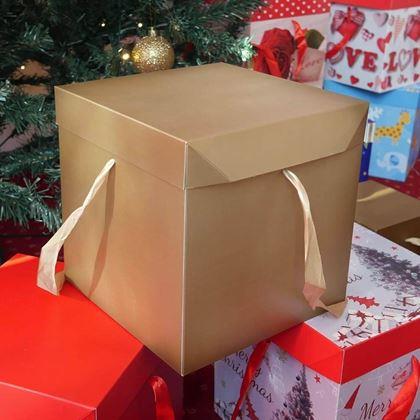 Kép valamiből Ajándékdoboz 22 cm  -  csillagok