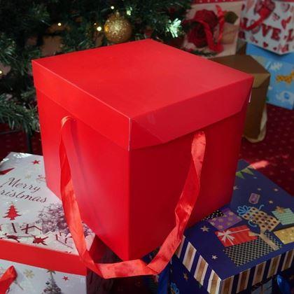 Kép valamiből Ajándékdoboz 22 cm  -  piros
