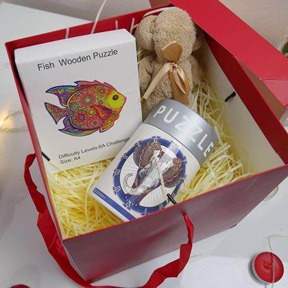 Kép valamiből Ajándékdoboz 22 cm  -  piros