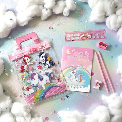 Kép valamiből Egy szett iskolai eszköz gyerekeknek - egyszarvú