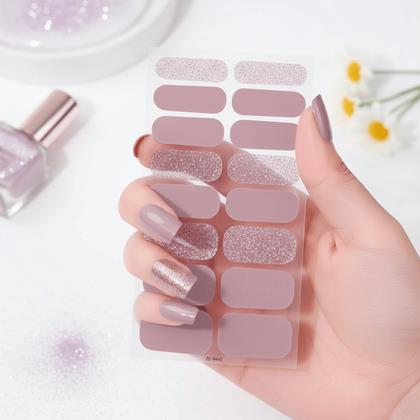 Kép valamiből Körömmatricák  - lila