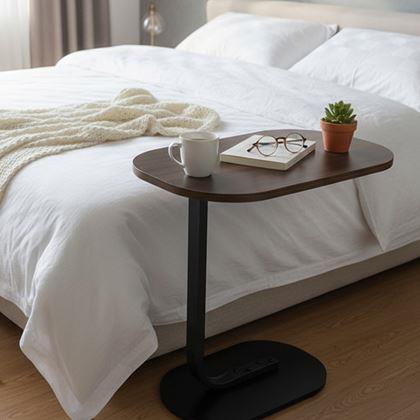 Kép valamiből Dohányzóasztal a kanapé mellé - sötét