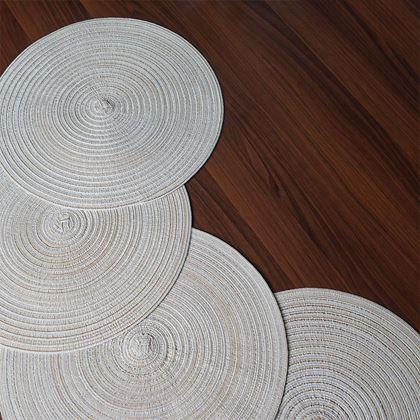 Kép valamiből Kerekasztal terítés  -  bézs