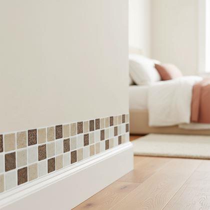 Kép valamiből Öntapadós mozaik szegély - barna keverék