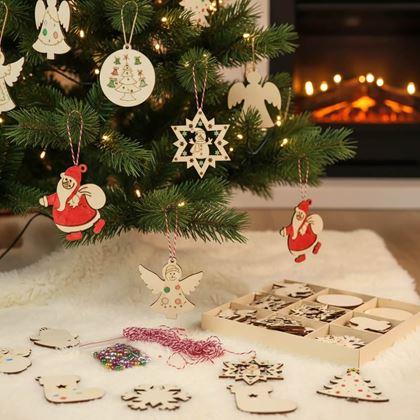 Kép valamiből Fa Karácsonyi Díszek - 32 darab kiszínezéshez