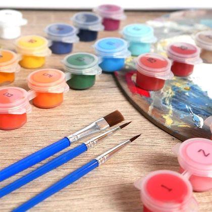 Kép valamiből Ajándékkészlet festéshez - vászon 50x40 cm, festékkészlet és ecsetek