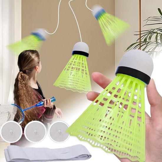 Kép valamiből Tollaslabda edző 3 tollaslabdával