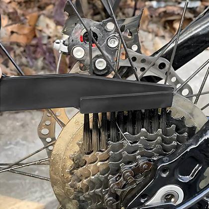 Kép valamiből Lánctisztító tartozékokkal