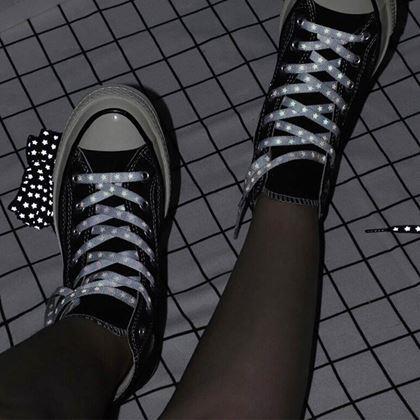 Kép valamiből Fűzők reflektív csillagokkal - fehér