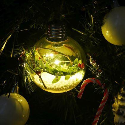 Kép valamiből Karácsonyi LED világító gömb karácsonyfára -  girland